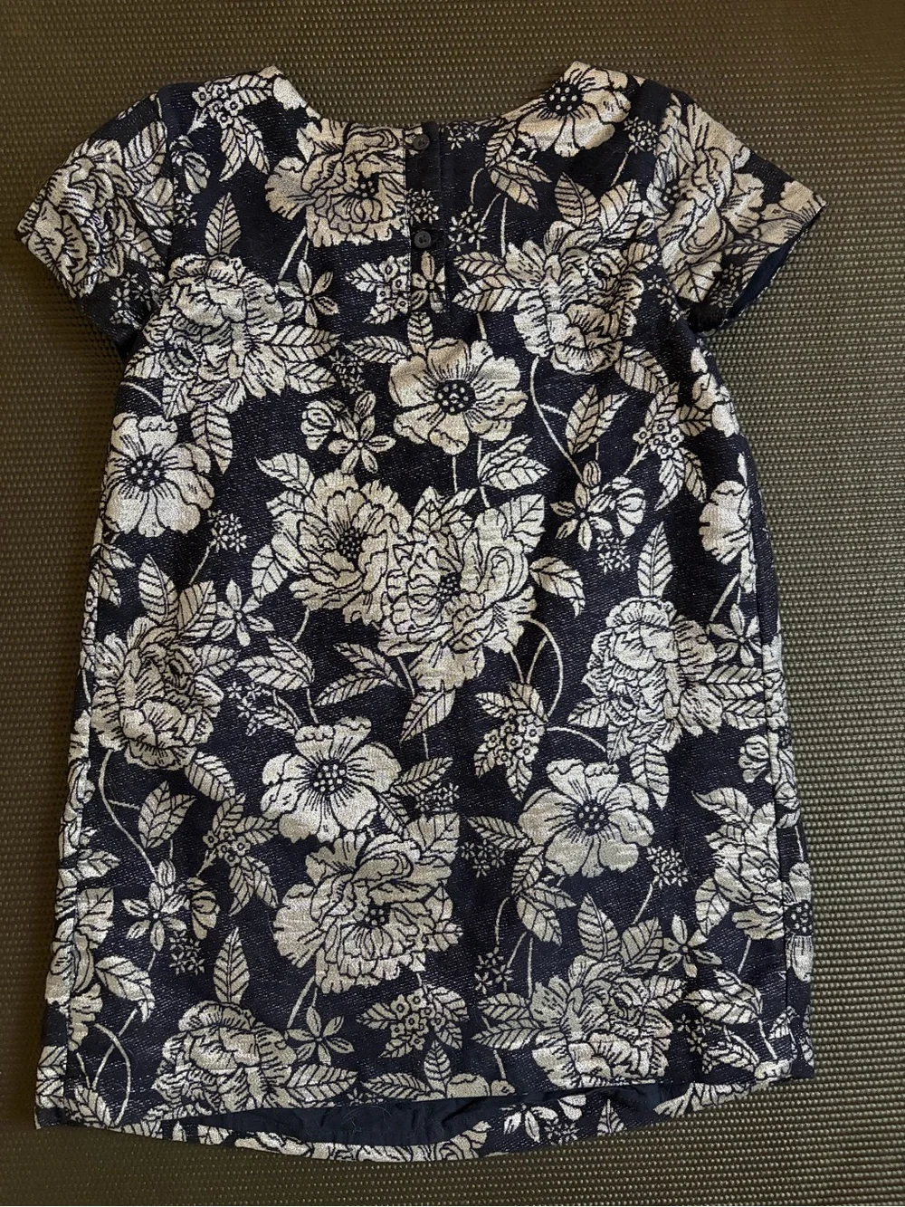GAP elegant floral